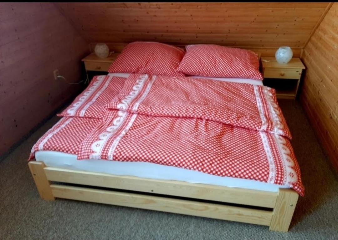 Apartmanova Chata Secanda S Bazenem, U Secske Prehrady Екстериор снимка