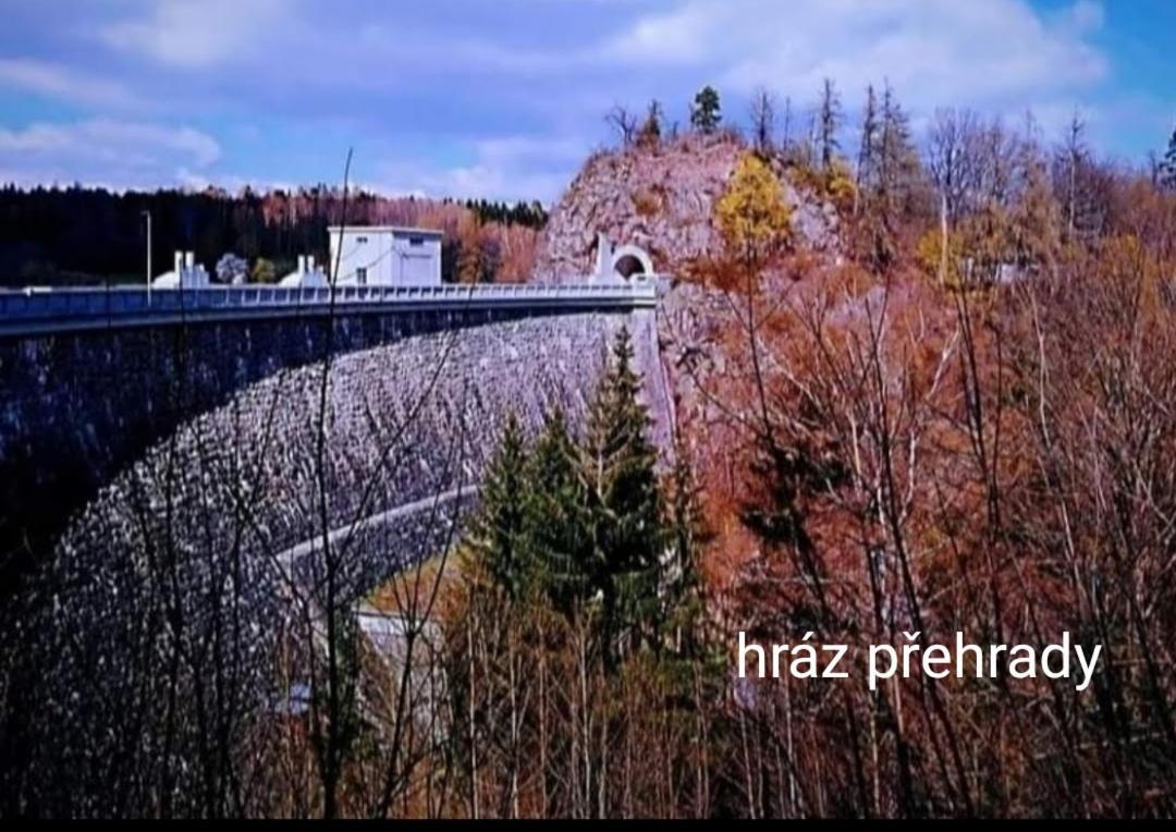 Apartmanova Chata Secanda S Bazenem, U Secske Prehrady Екстериор снимка