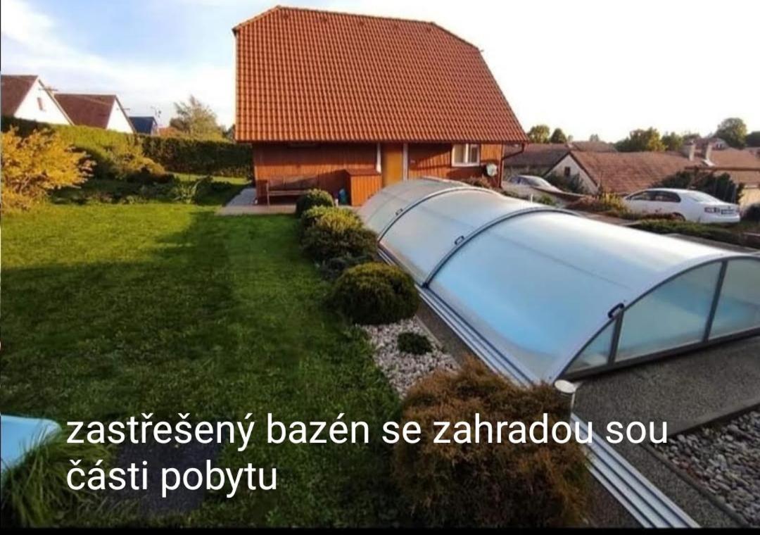 Apartmanova Chata Secanda S Bazenem, U Secske Prehrady Екстериор снимка